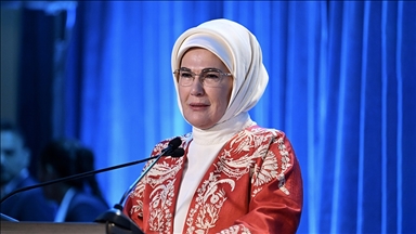 Emine Erdoğan: Milletin partisinin yeni yaşı kutlu olsun