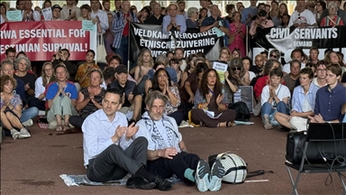 Diplomatë dhe nëpunës civilë holandezë protestojnë kundër luftës dhe urisë në Gaza