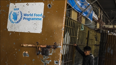 In Gaza, a mother trades her daughter’s last belongings for bread