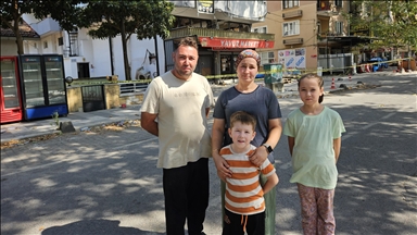Sındırgı'daki depreme marketinde yakalanan esnaf yaşadıkları korku dolu anları anlattı