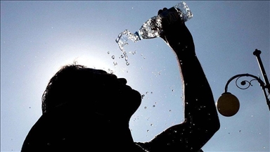 Canicule en France : un nouveau pic attendu vendredi et samedi avant un rafraîchissement dimanche