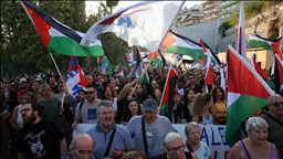 Greqi, mbështetësit pro-palestinezë protestuan kundër anijes turistike izraelite