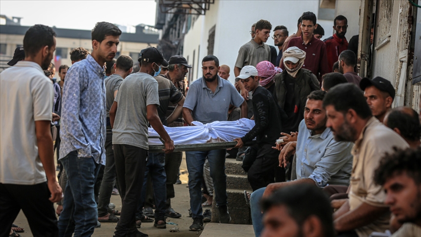 Gazze Şeridi'ne düzenlediği saldırılarda son 24 saatte 51 Filistinli hayatını kaybetti