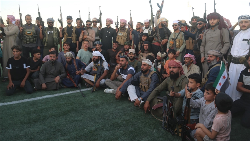 سوريا.. قبيلة البكارة بتل أبيض تعلن "النفير العام" ضد "واي بي جي"