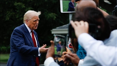 Трамп вели дека ќе дозволи Украина да одлучи за евентуална размена на територии со Русија