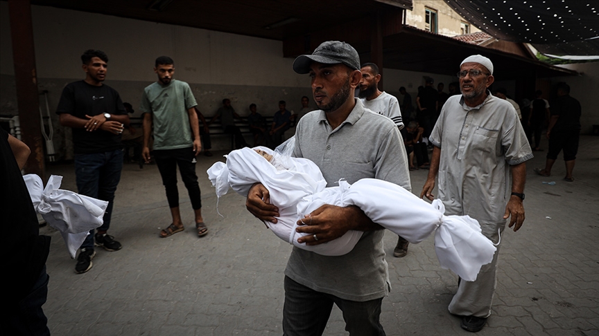 İsrail'in Gazze Şeridi'ne düzenlediği saldırılarda 8 Filistinli hayatını kaybetti
