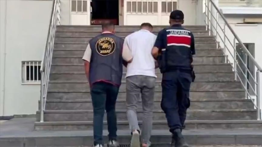Di operasyonên dijî FETOyê da 49 şikbar hatin qefaltin