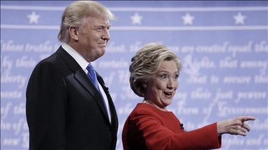 Hillary Clinton says would nominate Trump for Nobel Peace Prize if he helps end Ukraine war without territorial loss