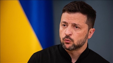 Serokdewletê Ukraynayê Zelenskiy ji bo bi Serokê Amerîkayê Trump ra biaxive wê here Washîngtonê