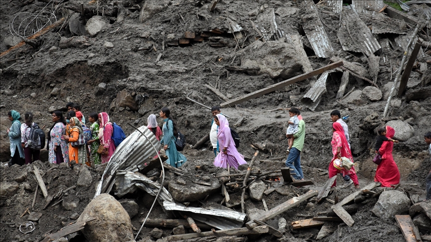 4 dead after cloudburst triggers flooding in Kashmir