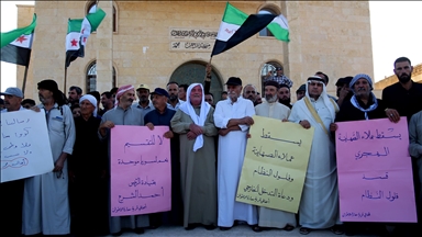 سوريا.. دروز إدلب يتظاهرون ضد الدعوات الانفصالية في السويداء