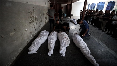 إسرائيل تقتل 27 فلسطينيا بغزة الأحد بينهم 13 من منتظري مساعدات