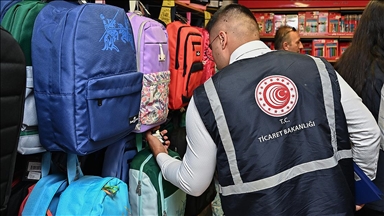 Ticaret Bakanlığı güvensiz okul ve kırtasiye malzemeleri için denetimlerini yoğunlaştırdı