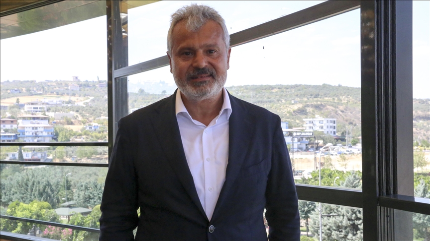 Hatay Stadyumu'nda onarım ve güçlendirme çalışmaları sürüyor