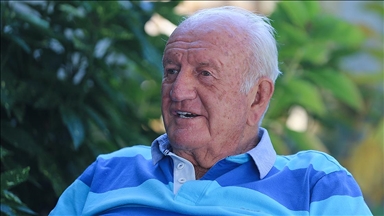 Fenerbahçe Kulübünün eski başkanlarından Ali Şen, Bodrum'da hastaneye kaldırıldı