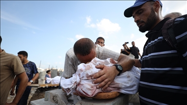 Gaza death toll passes 62,000 as Israel continues to target civilians, aid seekers