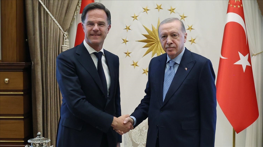 Erdoğan dhe Rutte bisedojnë për zhvillimet e fundit lidhur me procesin e paqes Ukrainë-Rusi