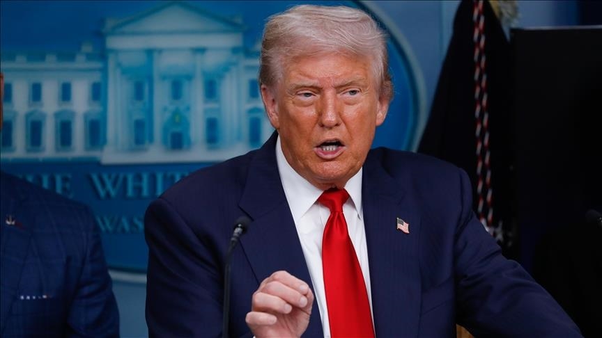 Trump says he discussed global problem of missing children with EU’s von der Leyen