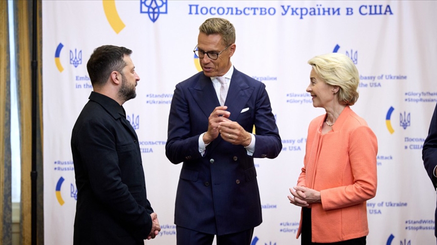 AB: Ukrayna için NATO'nun 5. maddesine benzer güvenlik mekanizması oluşturma zamanı