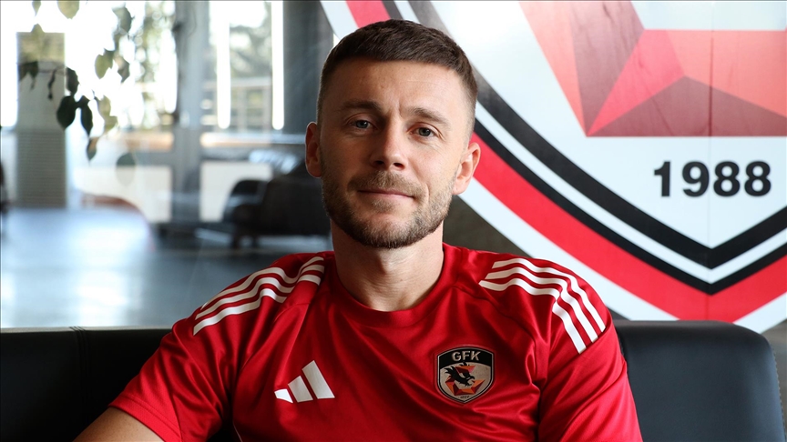 Kulüp tarihine geçen Maxim, Süper Lig'de olmaktan mutlu