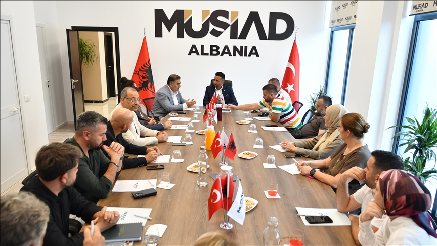 MÜSİAD Albania takim me një delegacion të biznesmenëve nga Turqia