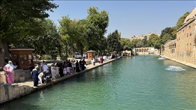 Şanlıurfa'da kavurucu sıcaklar etkisini sürdürüyor