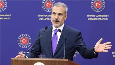 Turkish foreign minister discusses Russia-Ukraine war with French counterpart