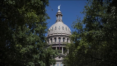 Texas Democrat spends night on House floor after refusing escort demand