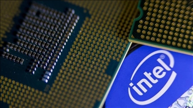 SoftBank to invest $2B in Intel