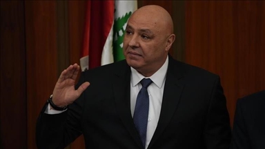 لبنان يتمسك ببقاء "اليونيفيل" بعد طلب إسرائيل مغادرتها 