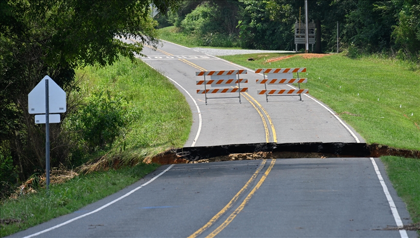 Authorities in US state of North Carolina order evacuations as Hurricane Erin nears