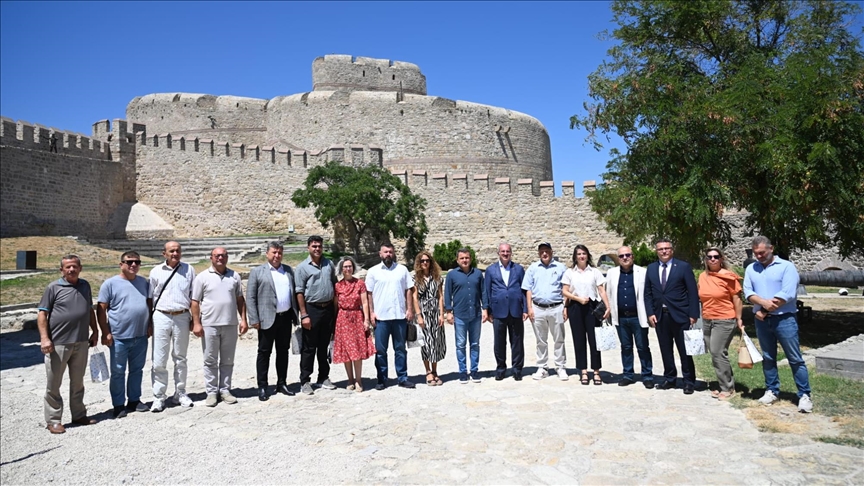 "TÜDAV MARU ile Piri Reis'in İzinde" bilim seferi Çanakkale'den başladı