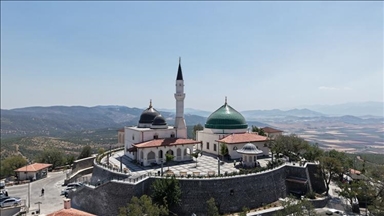Depremlerde hasar alan Hz. Ukkaşe Türbesi yeniden ziyarete açıldı