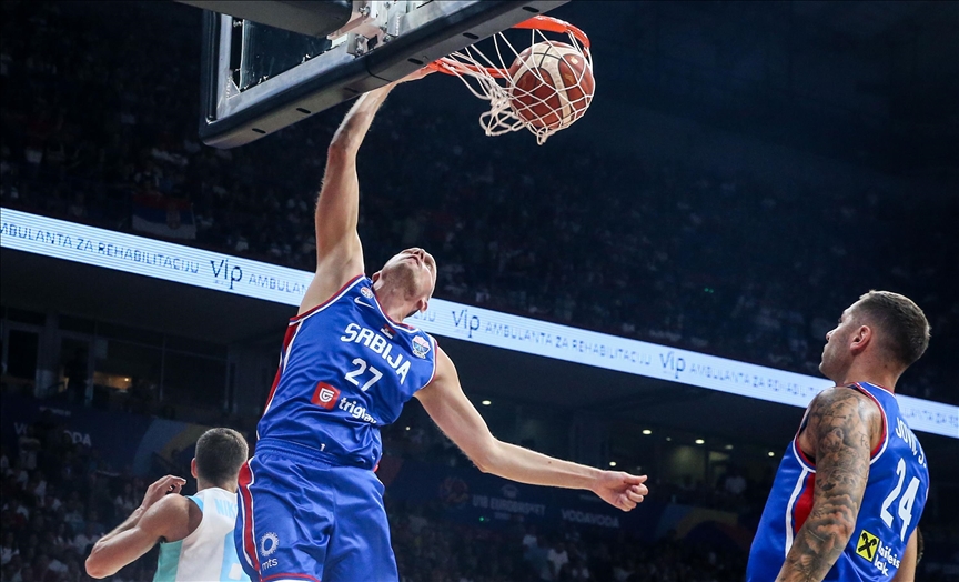 Srbija savladala Sloveniju s više od 30 poena razlike u prepunoj Areni