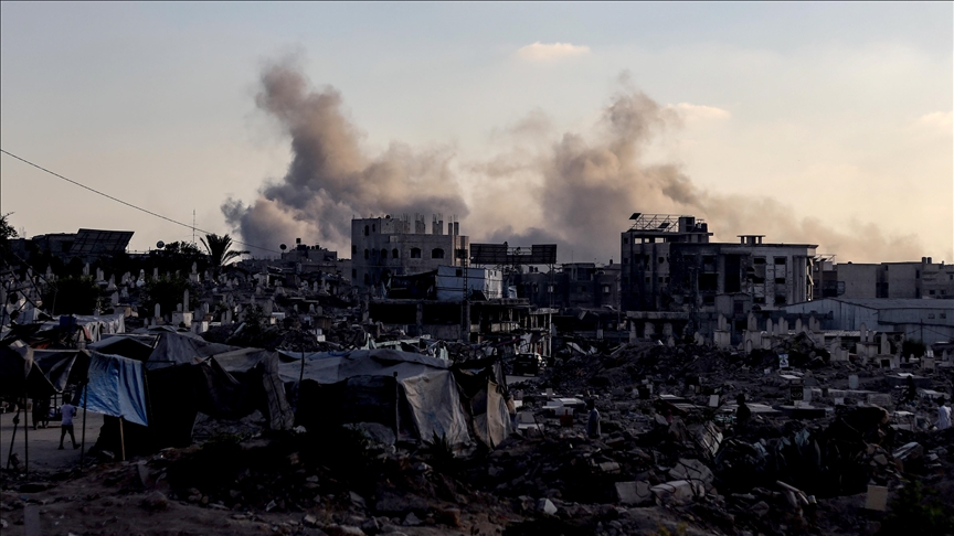 Israeli strikes kill 43 Gazans, including aid seekers, as 2 more die of starvation