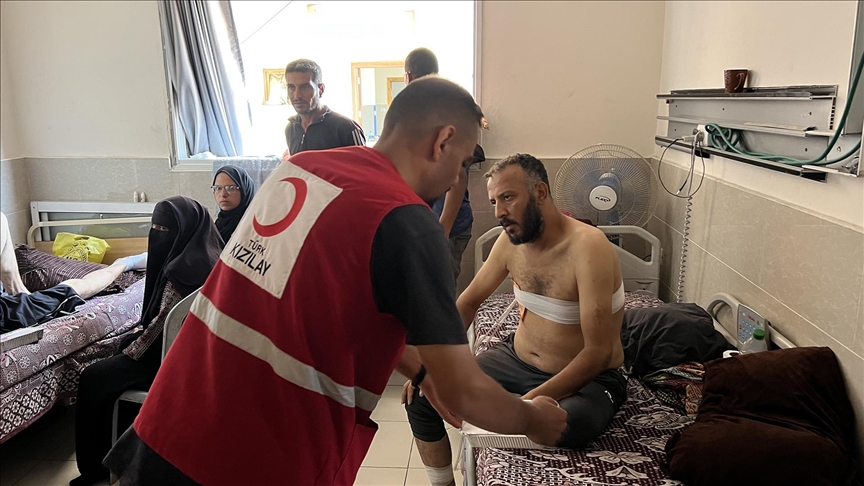 Türk Kızılay, Gazze'deki El Kudüs Hastanesi'ne her gün sıcak yemek ulaştırıyor