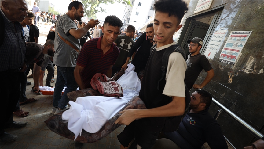İsrail'in Gazze Şeridi'ne yönelik saldırılarında 10 sivil hayatını kaybetti