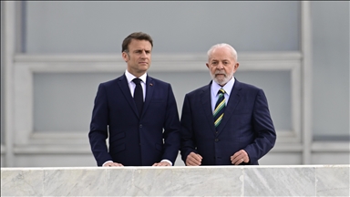 Brazilian, French presidents discuss US tariffs, Mercosur-EU deal