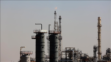 US imposes new sanctions on Iran’s oil trade
