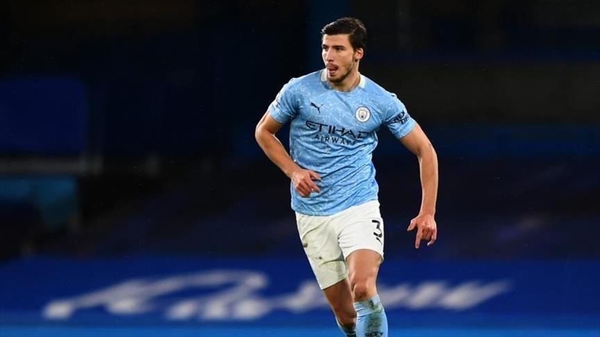 Manchester City i rinovon kontratën yllit portugez, Ruben Dias