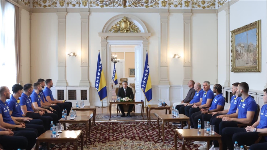Bećirović organizirao prijem za košarkašku reprezentaciju BiH pred odlazak na EP