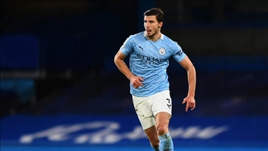 Manchester City i rinovon kontratën yllit portugez, Ruben Dias