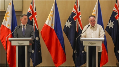 Australia, Philippines pledge to strengthen defense cooperation