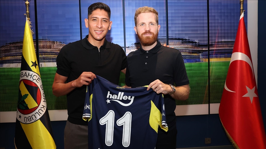 Fenerbahçe, Edson Alvarez’i kiralık olarak kadrosuna kattı