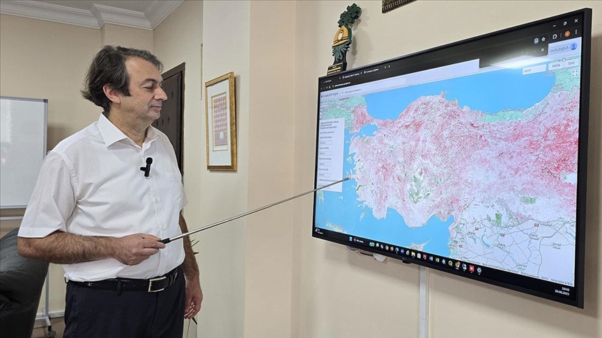 Uydu verilerinden yararlanılarak geliştirilen yazılımla Türkiye'nin "kuraklık haritası" çıkarıldı