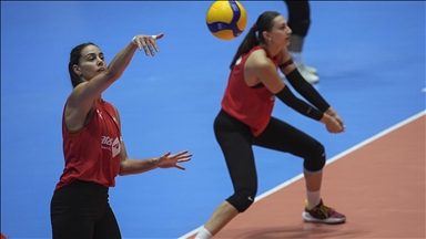 Aras Kargo, play-off hedefiyle sezonu erken açtı