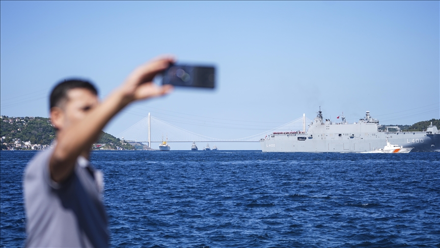 Boğaz geçişinden çektiği fotoğrafları #TeknofestMaviVatan etiketiyle NSosyal'den paylaşanlar hediye kazanacak