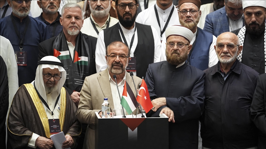 "İslami ve İnsani Bir Sorumluluk: Gazze" konferansı çalıştaylarla sürüyor
