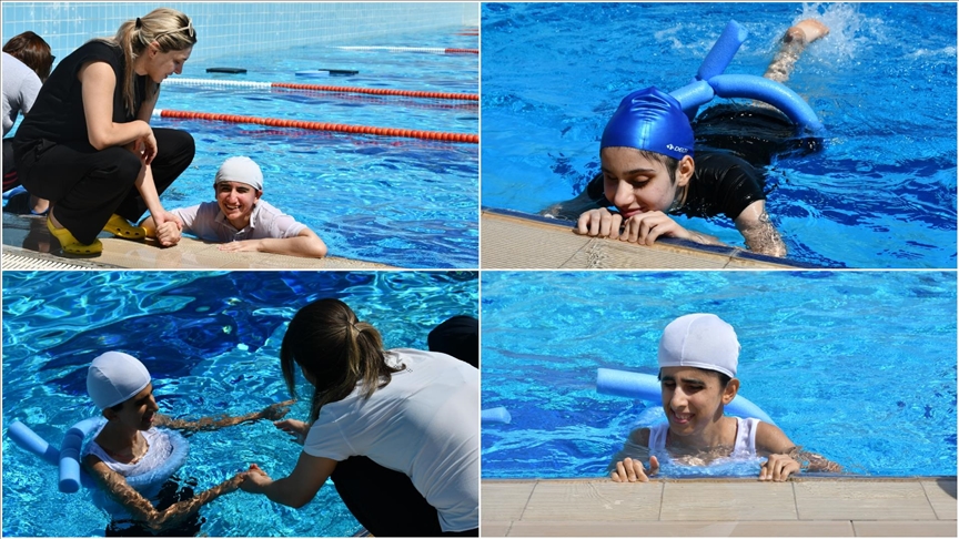 Batman'da görme engelli çocuklar serinliğe kulaç atıyor