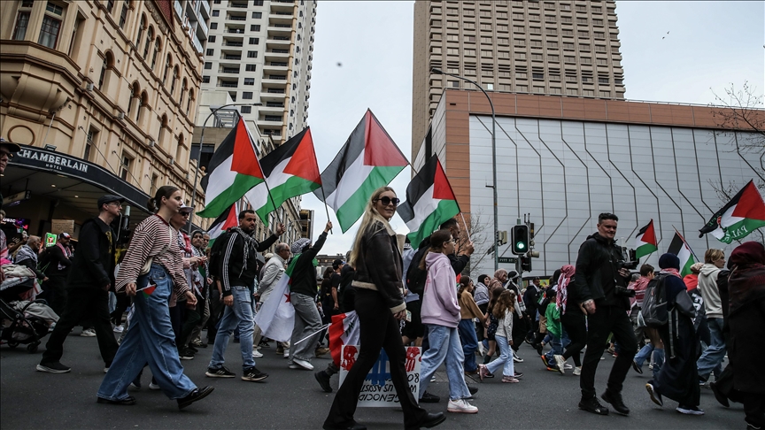 Dhjetëra mijëra njerëz mblidhen anembanë Australisë, kërkojnë sanksione ndaj Izraelit për luftën në Gaza